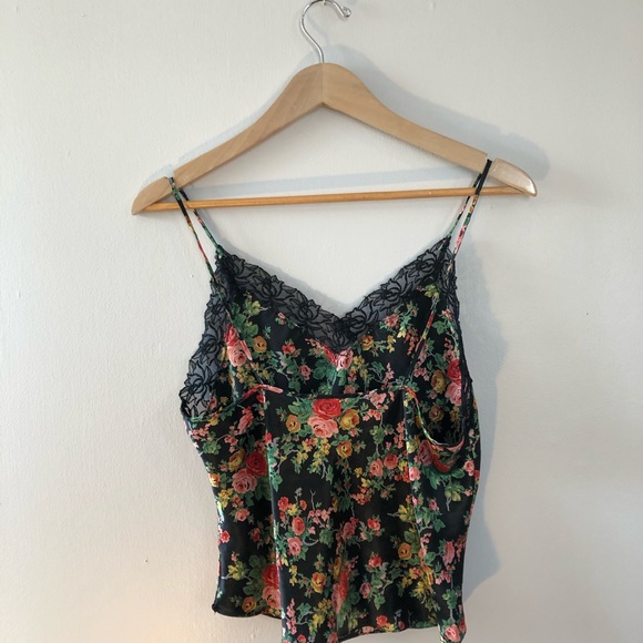 VINTAGE Victoria’s Secret Gold Label Slip Tank - Picture 4 of 5